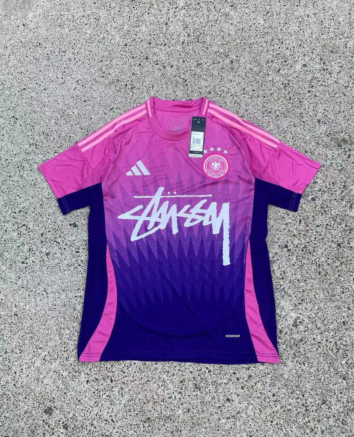 Stussy × Allemagne — vue 1